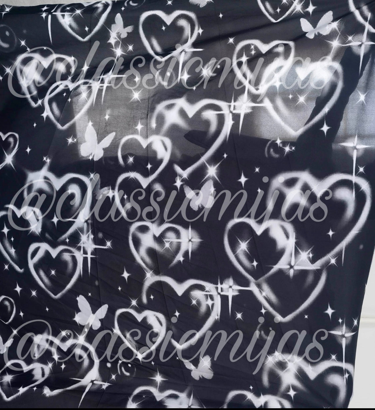 Black glamour hearts backdrop